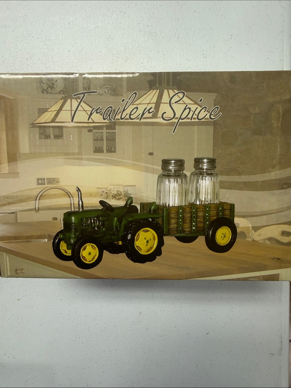 Trailer Spice Tractor Salt & Pepper Shakers - Green and Yellow